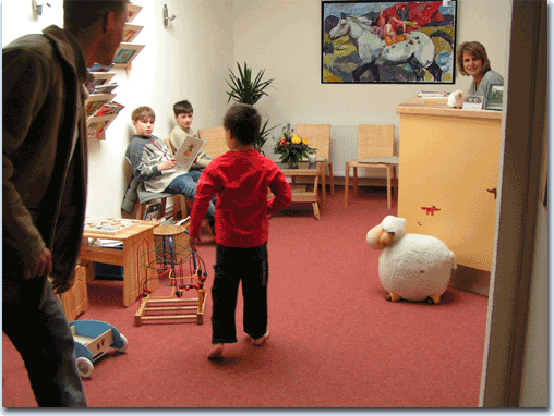 Anblick des Empfangs der Praxis für Kindertherapie und Interdisziplinäre Frühförderung - Hamburg Harburg